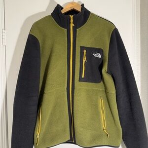 The North Face Men’s Green and Black Fleece Jacket